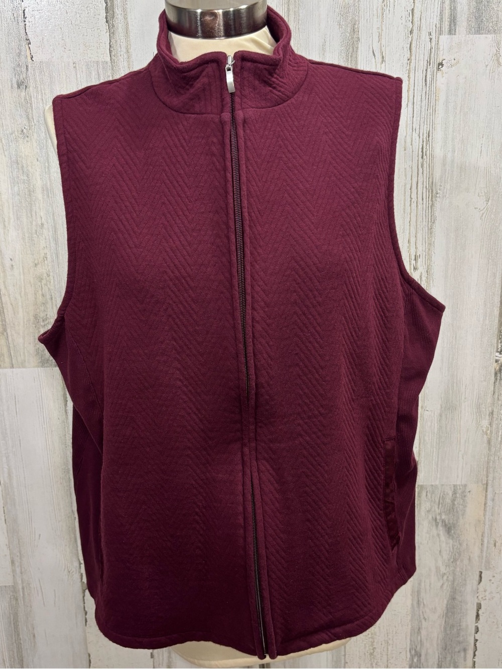 Croft & Barrow Zip-Front Lightweight Quilted Vest - Burgundy